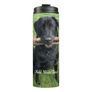 Zwart lab met twee sticks Pet Dog Foto en naam Thermosbeker