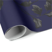 Zwart lef-vlinderpatroon op marineblauw cadeaupapier (Rol Hoek)