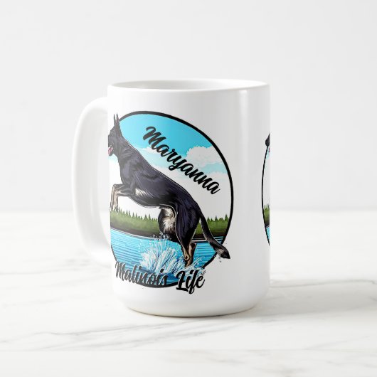 Zwart Malinois in Water Koffiemok (Voorkant links)