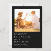 Zwart minimalistisch script foto bruiloft save the date (Voorkant)