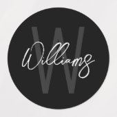 Zwart modern Manuscript Gepersonaliseerd Monogram  Labels (Design 1)