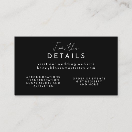 Zwart Modern Script Bruiloft Website Behuizing Kaa Informatiekaartje (Voorkant)