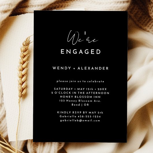 Zwart Modern Script We're Engagement Party Kaart