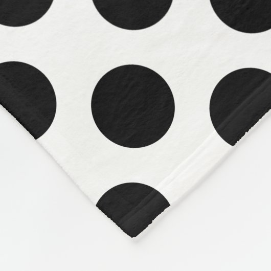 Zwart op wit grote grootte polka stippen fleece deken (Hoek)