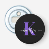 Zwart Paars Schrift Monogram Button Flesopener (Voorkant)