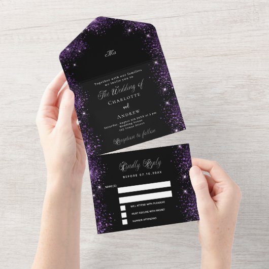 Zwart paarse glitter elegant script bruiloft all in one uitnodiging (Afscheurbaar)