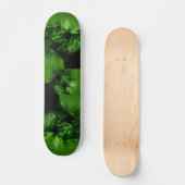 Zwart panter op groen skateboard (Voorkant)