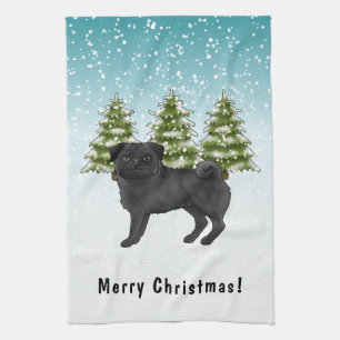 Zwart Pug Schattige Cartoon Dog Snowy Winter Fores Theedoek
