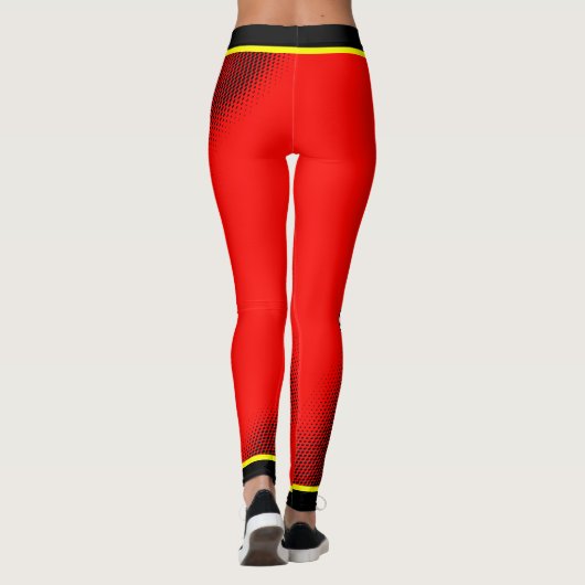 Zwart puntpatroon met naam op ROOD Leggings (Achterkant)