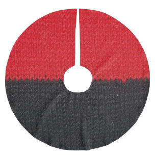 Zwart-rood gebreid: gestreepte close-up. kerstboom rok