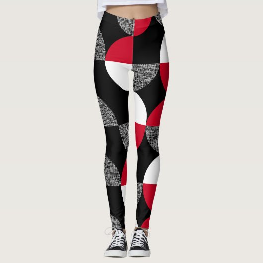 Zwart, rood, wit geometrisch geruite patroon. leggings (Voorkant)