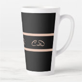Zwart roos goudmonogram initiaal elegant script latte mok (Rechts)