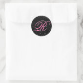 Zwart-roze monogram met sterren ronde sticker (Tas)