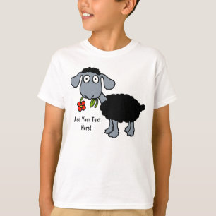 Zwart schaap lammetje met rode bloem gepersonalise t-shirt
