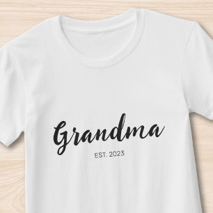 Zwart Schrift Oma Opgericht T-shirt