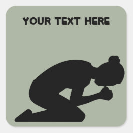 Zwart silhouet van vrouw knielen in gebed vierkante sticker