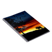 Zwart silhouet van Wolf, vogels en bomen in de zon Notitieboek (Rechterzijde)