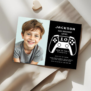 Zwart verjaardagsfeestje foto voor Game jongens di Kaart