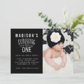 Zwart & Wit 1e Verjaardag Gepersonaliseerde Fotoka Kaart (Staand voorkant)