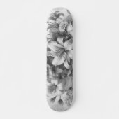 Zwart & Wit Antiek Bloemen Perfectie Skateboard (Voorkant)