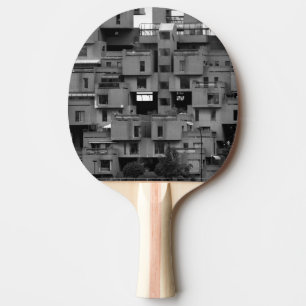 Zwart-wit architecturaal tafeltennisbatje
