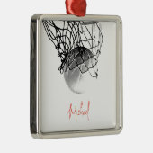 Zwart-wit basketbal en net Jouw naam Metalen Ornament (Rechts)