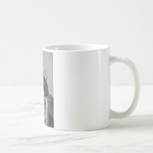 Zwart-wit beeld van de Liberty New York City Koffiemok