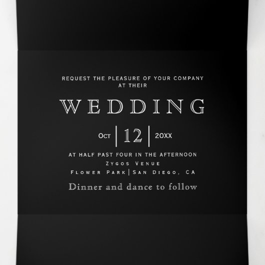 zwart wit bloemen lijst, initialen bruiloft drieluik uitnodiging (Binnenkant midden)