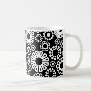Zwart-wit bloemen mok