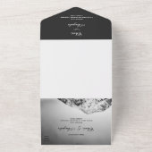 Zwart-wit bruiloft onder de bergen all in one uitnodiging (Buitenkant)