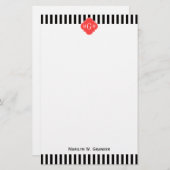 Zwart wit Coral Red Quatrefoil 3 Monogram Briefpapier (Voorkant / Achterkant)