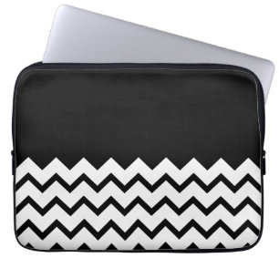Zwart-wit. Deel Zig Zag, Part Plain Black. Laptop Sleeve