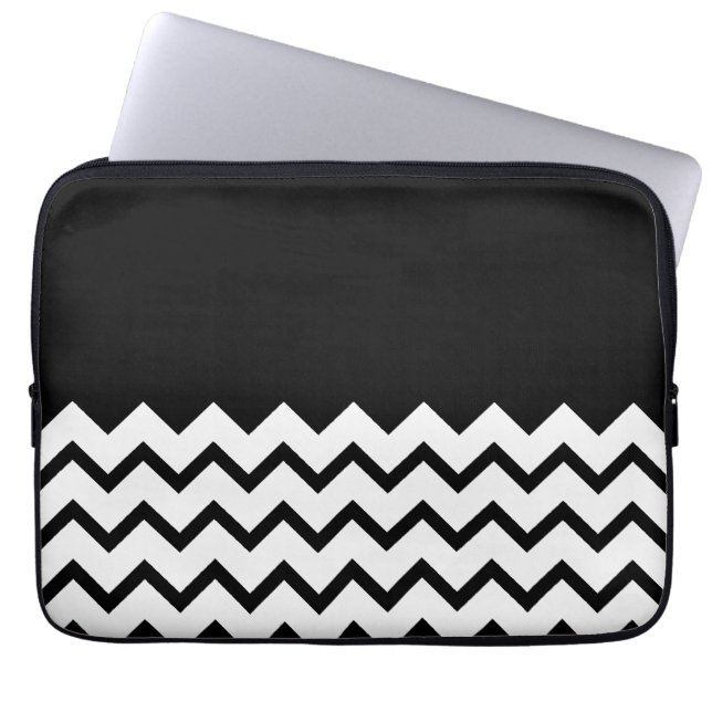 Zwart-wit. Deel Zig Zag, Part Plain Black. Laptop Sleeve (Voorkant)
