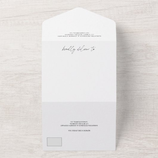 Zwart wit elegant script moderne bruiloft all in one uitnodiging (Buitenkant)