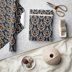 Zwart Wit en Sinaasappel Damask Halloween Bats Cadeaupapier