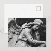 Zwart-wit engel beeld in een begraafplaats briefkaart (Voorkant / Achterkant)