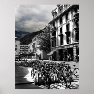 Zwart-wit Europees dorp Poster