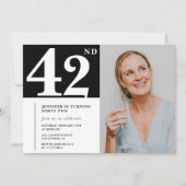 Zwart-wit foto 42e verjaardag Uitnodigingen (Voorkant)