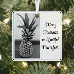 Zwart-wit foto van ananas kerstboomversiering metalen ornament