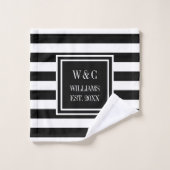 Zwart-wit gestreept gepersonaliseerd monogram bad handdoek (Wasdoekje)