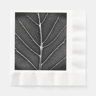 Zwart-wit gloeiend blad close-up servet