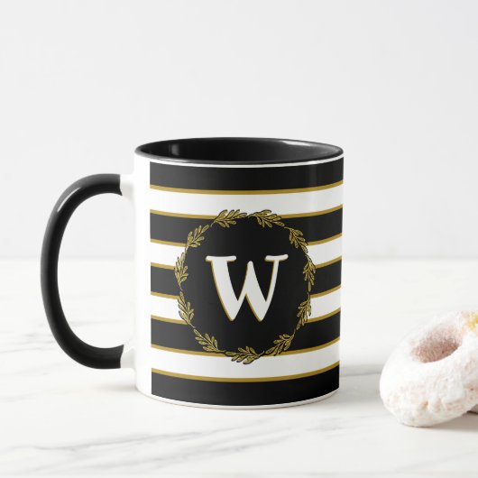 Zwart Wit Gouden Strepen Botanische Krans Monogram Mok (Met donut)