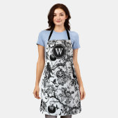 Zwart-wit Halloween Toile Monogram Schort (Gedragen)