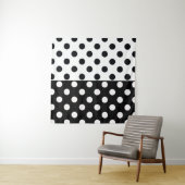 Zwart Wit Halve Kleur Split Inverse Polka Dots Wandkleed (In Situ (horizontaal))