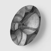 Zwart-wit honkbal ronde klok (Hoek)