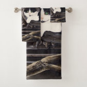 Zwart Wit Kat Gargoyle Bad Handdoek (Insitu)