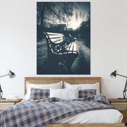 Zwart-wit lege bank in het park canvas afdruk (Insitu (Slaapkamer))
