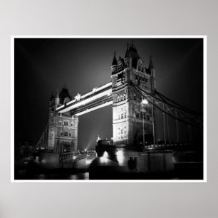 Zwart Wit London Tower Bridge 's Nachts Poster