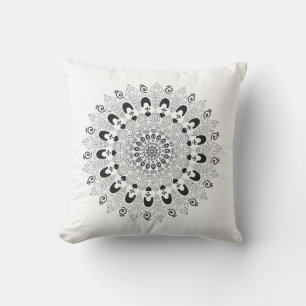 Zwart-wit Mandala Flower Design Sierkussen