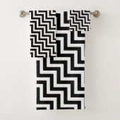 Zwart-wit Medium Size Diagonale Chevron Bad Handdoek (Insitu)